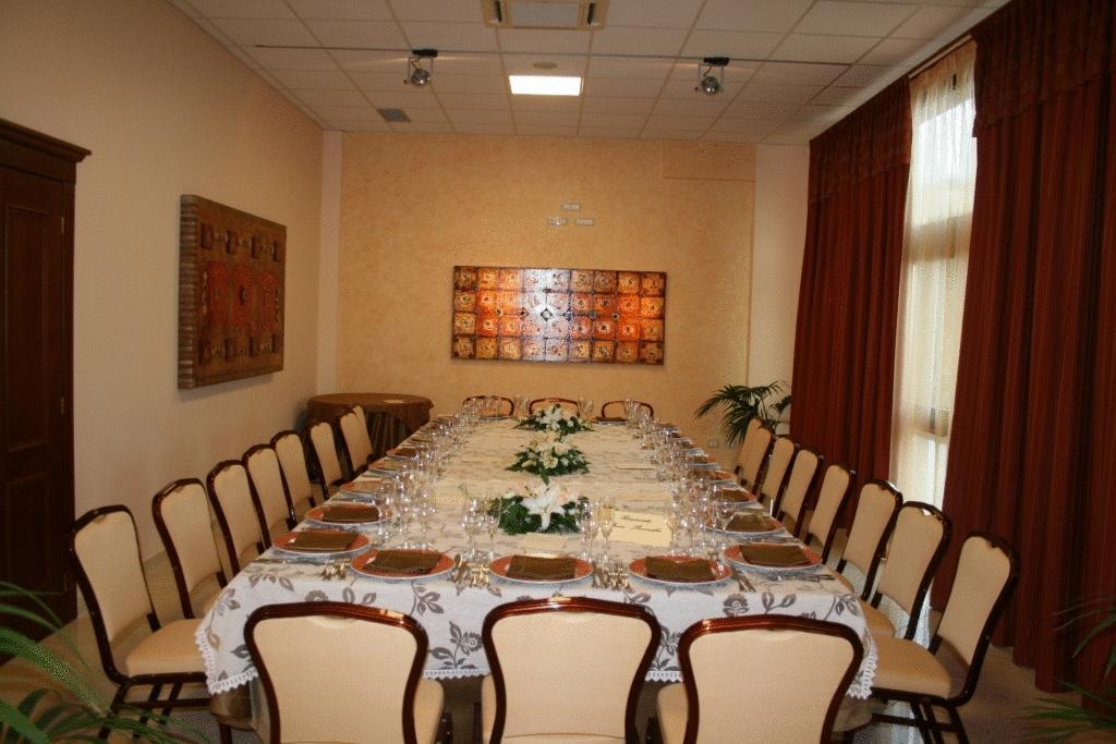 Hotel Villa Mokarta Salemi Экстерьер фото